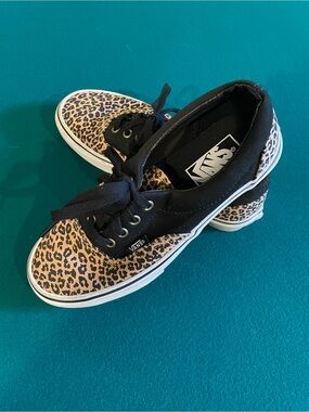 Vans Women's Leopard Print Low-Top Sneakers - Black & Tan